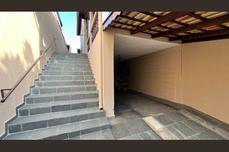 Casa à venda com 3 quartos, 250m² em Parque Eloy Chaves, Jundiaí