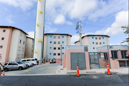 Apartamento para alugar com 50m², 2 quartos e 1 vagaFachada do condomínio 