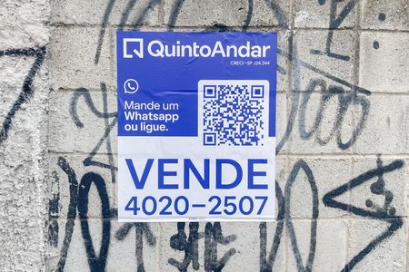 Casa de condomínio à venda com 57m², 2 quartos e 1 vaga Casa de condomínio à venda com 57m², 2 quartos e 1 vagaPlaca