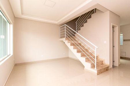 Casa para alugar com 192m², 3 quartos e 2 vagasSala