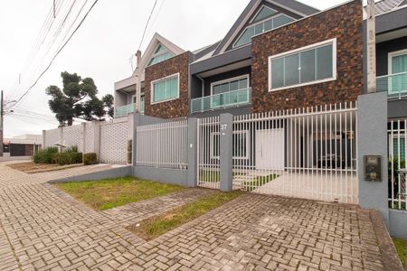 Casa para alugar com 192m², 3 quartos e 2 vagasFachada