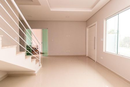Casa para alugar com 192m², 3 quartos e 2 vagasSala