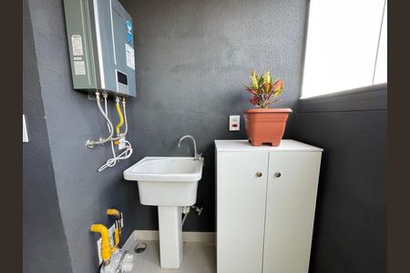 Área de Serviço de apartamento para alugar com 2 quartos, 60m² em Ferreira, São Paulo
