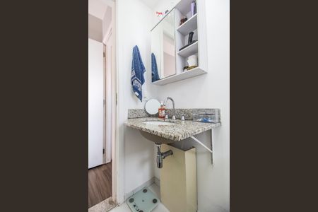 Apartamento à venda com 66m², 2 quartos e 1 vaga Apartamento à venda com 66m², 2 quartos e 1 vagaBanheiro da Suíte