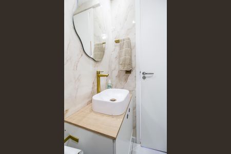 Apartamento à venda com 66m², 2 quartos e 1 vaga Apartamento à venda com 66m², 2 quartos e 1 vagaBanheiro 2