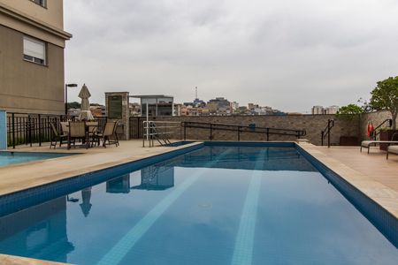 Apartamento à venda com 66m², 2 quartos e 1 vaga Apartamento à venda com 66m², 2 quartos e 1 vagaPiscina