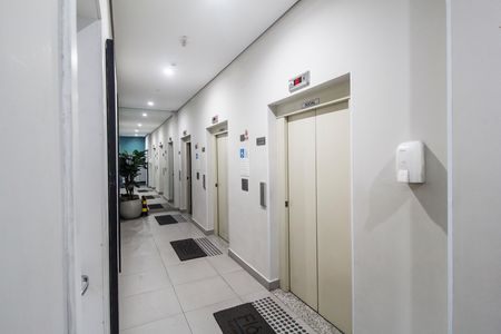 Apartamento à venda com 66m², 2 quartos e 1 vaga Apartamento à venda com 66m², 2 quartos e 1 vagaHall de entrada