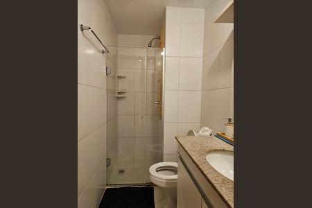Banheiro de apartamento para alugar com 1 quarto, 51m² em Rio Vermelho, Salvador