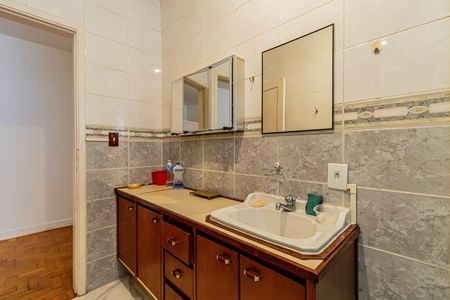 Apartamento à venda com 67m², 1 quarto e sem vaga Apartamento à venda com 67m², 1 quarto e sem vagaBanheiro da Suíte