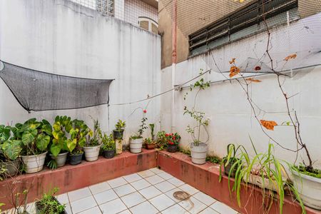 Quintal de apartamento para alugar com 1 quarto, 67m² em Vila Romana, São Paulo