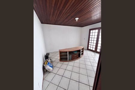 Casa para alugar com 157m², 3 quartos e 2 vagas Casa para alugar com 157m², 3 quartos e 2 vagasSala