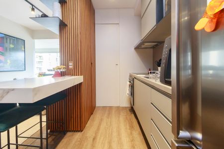 Cozinha de apartamento para alugar com 2 quartos, 80m² em Brooklin, São Paulo