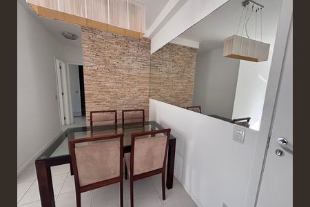Sala de apartamento à venda com 2 quartos, 68m² em Barra da Tijuca, Rio de Janeiro