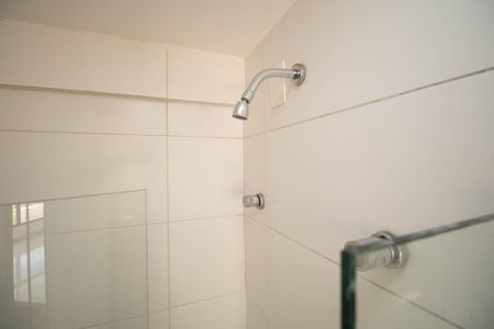 Banheiro  de kitnet/studio para alugar com 1 quarto, 32m² em Sqnw, Brasília