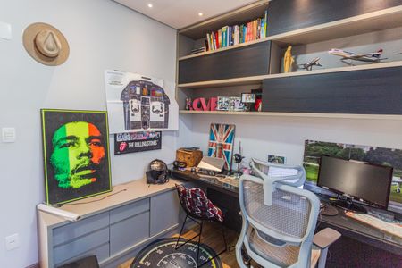 Quarto 4 de apartamento para alugar com 4 quartos, 130m² em Serra, Belo Horizonte