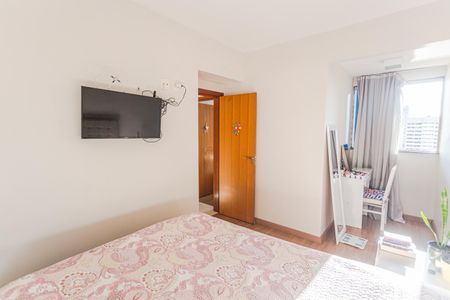 Apartamento para alugar com 130m², 4 quartos e 3 vagas Apartamento para alugar com 130m², 4 quartos e 3 vagasQuarto 3