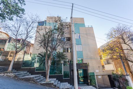 Apartamento para alugar com 130m², 4 quartos e 3 vagas