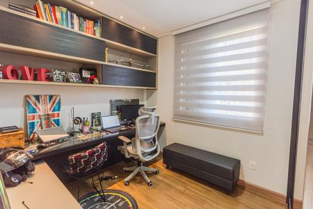 Apartamento para alugar com 130m², 4 quartos e 3 vagas Apartamento para alugar com 130m², 4 quartos e 3 vagasQuarto 4