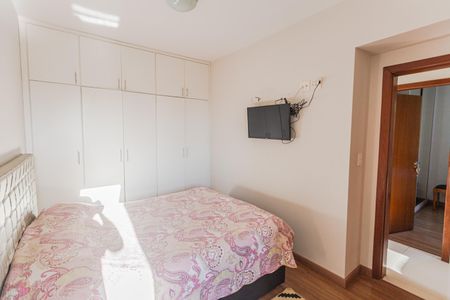 Apartamento para alugar com 130m², 4 quartos e 3 vagas Apartamento para alugar com 130m², 4 quartos e 3 vagasQuarto 3