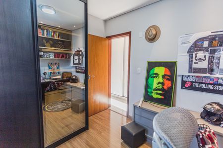 Apartamento para alugar com 130m², 4 quartos e 3 vagas Apartamento para alugar com 130m², 4 quartos e 3 vagasQuarto 4