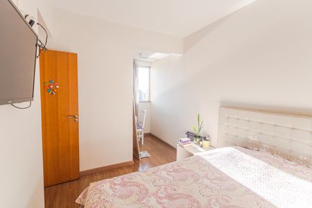 Quarto 3 de apartamento para alugar com 4 quartos, 130m² em Serra, Belo Horizonte