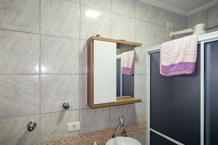 Apartamento para alugar com 55m², 2 quartos e sem vagaBanheiro