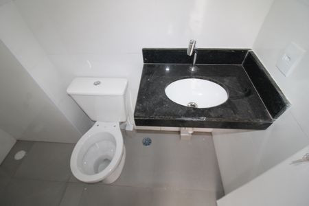Banheiro de apartamento à venda com 2 quartos, 40m² em Jardim Primavera, São Paulo