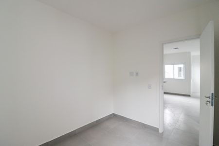 Quarto 1 de apartamento à venda com 2 quartos, 40m² em Jardim Primavera, São Paulo