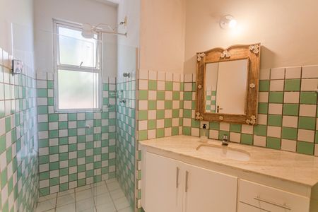 Apartamento à venda com 168m², 3 quartos e 1 vaga Apartamento à venda com 168m², 3 quartos e 1 vagaBanheiro Social