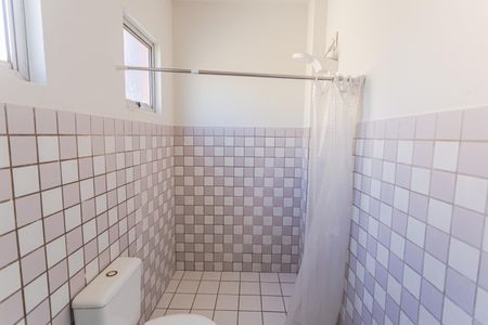 Apartamento à venda com 168m², 3 quartos e 1 vaga Apartamento à venda com 168m², 3 quartos e 1 vagaBanheiro da Suíte na Cobertura