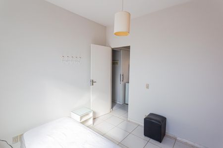 Apartamento à venda com 168m², 3 quartos e 1 vaga Apartamento à venda com 168m², 3 quartos e 1 vagaQuarto 2