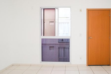 Sala de apartamento para alugar com 2 quartos, 42m² em Rocha Sobrinho, Mesquita