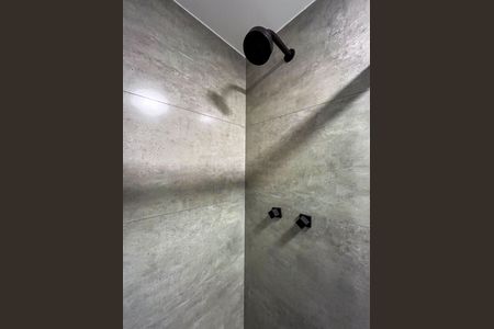 Apartamento à venda com 74m², 2 quartos e 1 vaga Apartamento à venda com 74m², 2 quartos e 1 vagaBanheiro