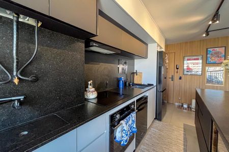 Apartamento à venda com 74m², 2 quartos e 1 vaga Apartamento à venda com 74m², 2 quartos e 1 vagaCozinha e Área de Serviço