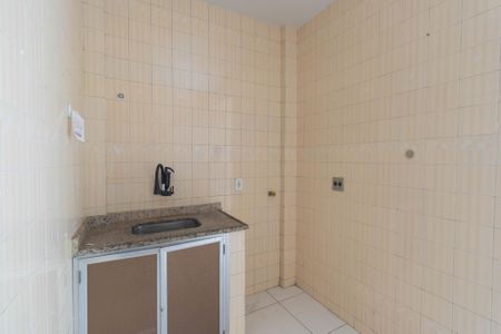 Apartamento para alugar com 60m², 2 quartos e 1 vaga Apartamento para alugar com 60m², 2 quartos e 1 vagaCozinha e Área de Serviço