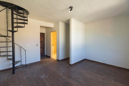 Apartamento para alugar com 2 quartos, 60m² em Colubandê, São Gonçalo