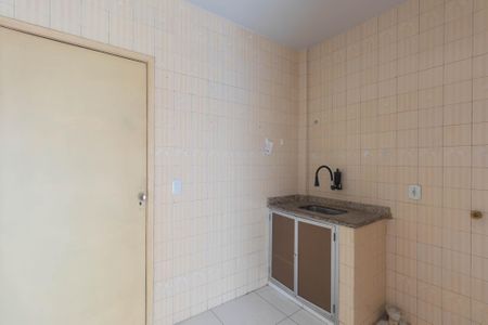 Apartamento para alugar com 60m², 2 quartos e 1 vaga Apartamento para alugar com 60m², 2 quartos e 1 vagaCozinha e Área de Serviço