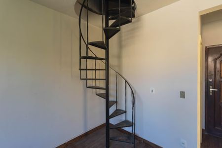 Apartamento para alugar com 60m², 2 quartos e 1 vaga Apartamento para alugar com 60m², 2 quartos e 1 vagaSala