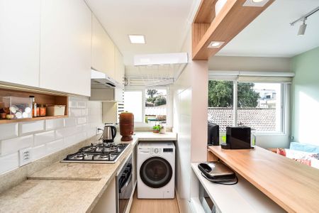 Cozinha e Área de Serviço de apartamento à venda com 1 quarto, 48m² em Vila Ipiranga, Porto Alegre