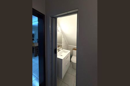 Foto 34 de casa para alugar com 3 quartos, 181m² em Vila Serralheiro, São Paulo
