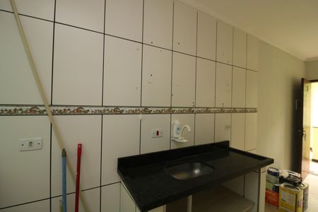 Cozinha de apartamento para alugar com 1 quarto, 56m² em Parque Sao Rafael, São Paulo