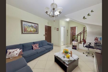 Sala de casa à venda com 2 quartos, 106m² em Jardim Frizzo, Guarulhos