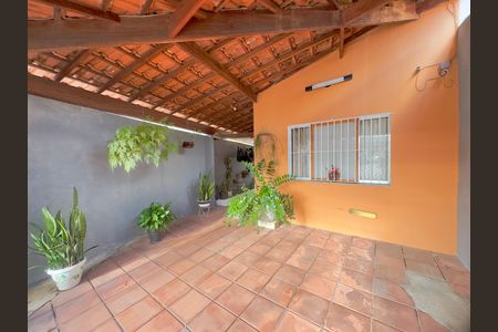 Garagem de casa à venda com 2 quartos, 106m² em Jardim Frizzo, Guarulhos