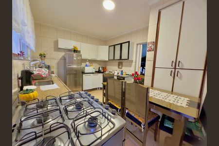 Cozinha de casa à venda com 2 quartos, 106m² em Jardim Frizzo, Guarulhos