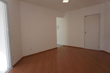 Apartamento para alugar com 81m², 2 quartos e 2 vagasSala