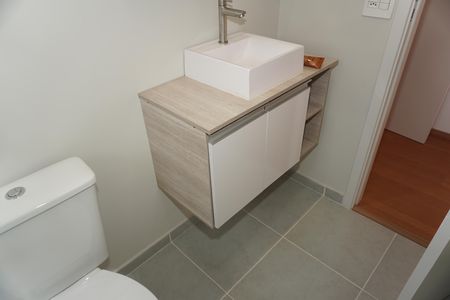Apartamento para alugar com 81m², 2 quartos e 2 vagasBanheiro da Suíte