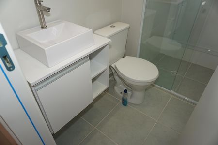 Apartamento para alugar com 81m², 2 quartos e 2 vagasBanheiro