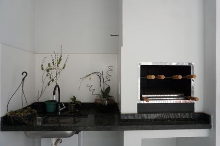 Apartamento para alugar com 81m², 2 quartos e 2 vagasVaranda