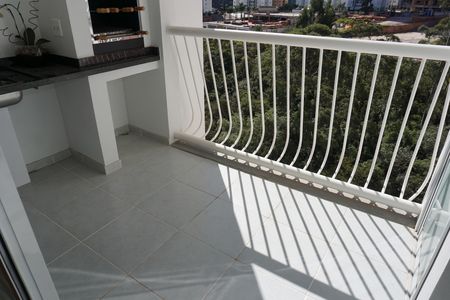 Apartamento para alugar com 81m², 2 quartos e 2 vagasVaranda