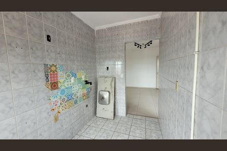 Cozinha de apartamento para alugar com 2 quartos, 48m² em Pedreira, Itaquaquecetuba